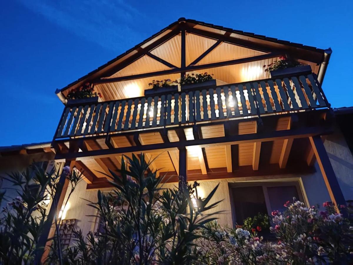 Hotel Haus Marika à Siófok Extérieur photo